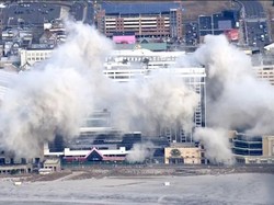 Detik-detik Kasino Donald Trump Dibom 3.000 Dinamit