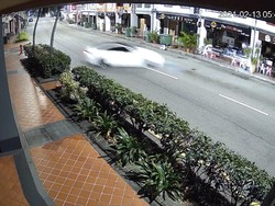 Detik-detik BMW Kecelakaan dan Terbakar, 5 Orang Tewas