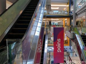 Kondisi Poins Square Lebak Bulus yang Makin Sepi