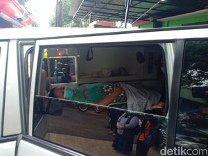 Bengkak Paha Dalam Kondisi Hamil, Korban Longsor Nganjuk Dirujuk ke RSUD Bengkak Paha Dalam Kondisi Hamil, Korban Longsor Nganjuk Dirujuk ke RSUD