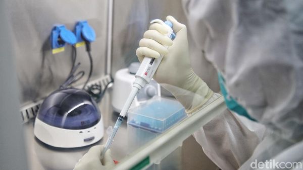 Melihat Lebih Dekat Laboratorium COVID-19 di Kelapa Gading