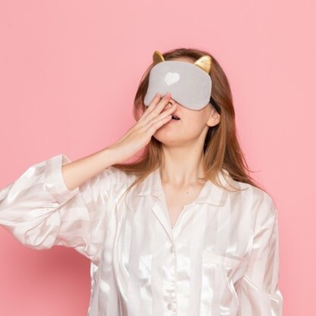 Kebiasaan Buruk ini Dapat Merusak Kulit Wajah Kita