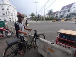 Kendaraan Pribadi Dilarang Lewat Kota Tua Jakarta, Cobalah Ojek Sepeda