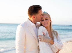 Paris Hilton Tunangan Ke-4 Kalinya, Ini Cincin Tunangannya Rp 28 Miliar