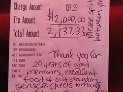 Sweet! Pasangan Beri Tip Rp 28 Juta untuk Resto Tempat Mereka Kencan Pertama