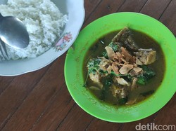 Empuk Berbumbu Rempah Rica-Rica Mentok Lamongan Ini Bikin Nagih