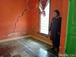 Rumah Warga Rusak Diduga Karena Pergerakan Tanah, Ini Kata BPBD Bandung