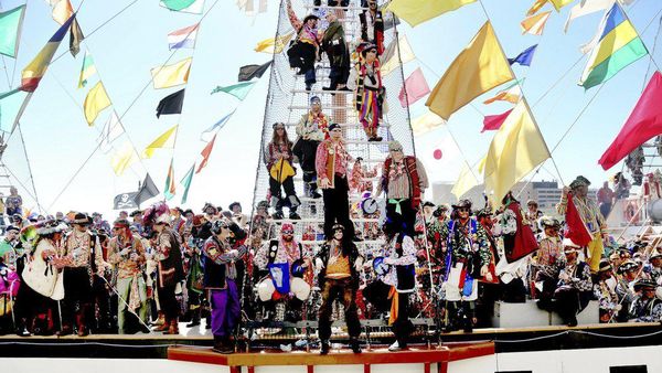 Foto Meriahnya Parade Bajak Laut AS Sebelum Pandemi