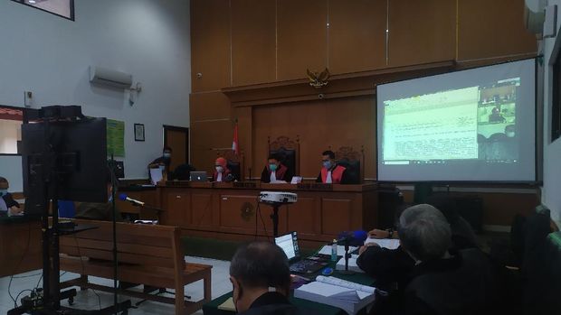 Ahli digital forensik Bareskrim, Herman Fransiskus di sidang Syahganda Nainggolan, di PN Depok, Jabar, Kamis (18/2/2021).