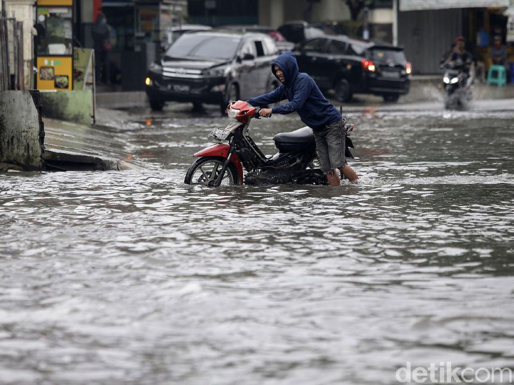 La Nina Jadi Penyebab Tingginya Curah Hujan di Indonesia La Nina Jadi Penyebab Tingginya Curah Hujan di Indonesia