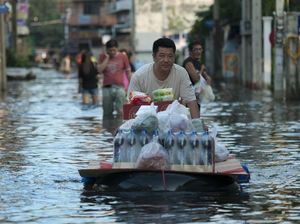 Banjir Kembali Melanda Jakarta, Ini Cara Jaga Keamanan Makanan dan Air