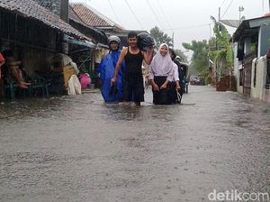 2.000 Lebih Warga Pekalongan Mengungsi Imbas Banjir