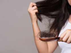 Bukan Makanan, Remaja Ini Hobi Makan Rambut Sampai Harus Dioperasi