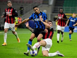 Derby della Madonnina: Duel Dua Sahabat Theo Vs Hakimi
