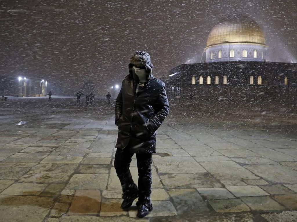 Yerusalem Dilanda Hujan Salju Pertama dalam 6 Tahun