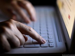 Hukum Keamanan Nasional China Ancam Kebebasan Berinternet di Hong Kong