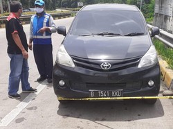 Pengemudi Mobil Ditemukan Tewas di Exit Tol JLJ Jatiasih Bekasi