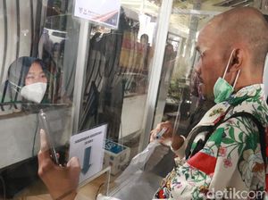 Antusiasme Penumpang Kapal soal Penerapan GeNose C19 Antusiasme Penumpang Kapal soal Penerapan GeNose C19
