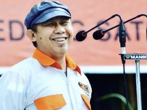 Rudi Sipit Soal Hubungan dengan Ibu Usai Mualaf dan Mukjizat Umrah Rudi Sipit Soal Hubungan dengan Ibu Usai Mualaf dan Mukjizat Umrah