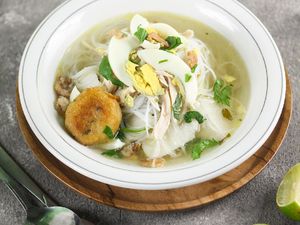 Resep Soto Banjar yang Berkuah Gurih Khas Kalimantan Selatan Resep Soto Banjar yang Berkuah Gurih Khas Kalimantan Selatan