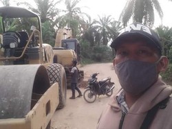 Syukur Diucap Sudirman Sebab Jalan Diperbaiki Usai Aksi Mandi Lumpur