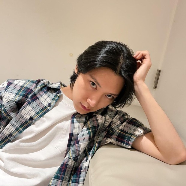 Ten NCT Takut dengan Buah/Instagram/tenlee_1001 Ten NCT memiliki phobia yang cukup unik yakni dirinya takut memegang buah.