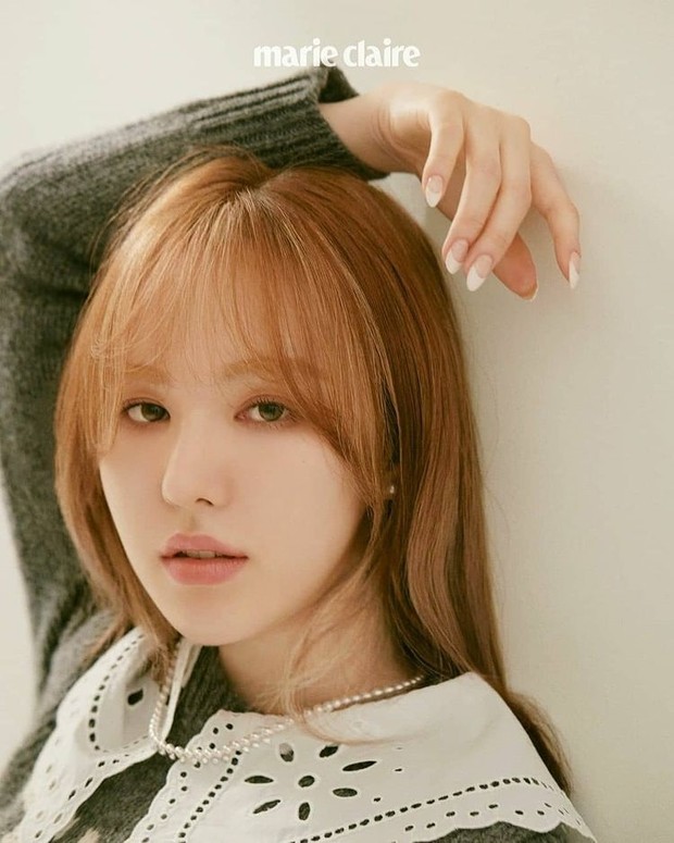 Wendy Red Velvet saat melakukan pemotretan dengan Marie Claire (instagram.com/k_vira_)