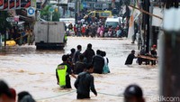 Doa untuk Orang yang Terkena Musibah Banjir, Semoga Segera Surut