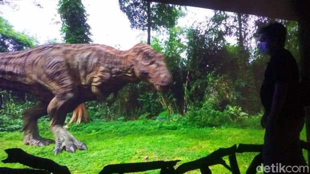 Bertemu Dinosaurus di Lembang