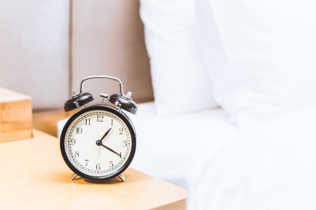 Jika tidur pada waktu yang terduga maka akan merusak cara kerjanya.