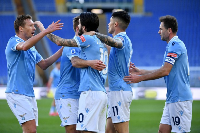 ROME, ITALY - FEBRUARY 20: Luis Alberto of SS Lazio celebrates the opening goal during the Serie A match between SS Lazio  and UC Sampdoria at Stadio Olimpico on February 20, 2021 in Rome, Italy. Sporting stadiums around Italy remain under strict restrictions due to the Coronavirus Pandemic as Government social distancing laws prohibit fans inside venues resulting in games being played behind closed doors. (Photo by Marco Rosi - SS Lazio/Getty Images)