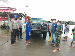 Mayat Pria Misterius Ditemukan di Pantai Morodemak