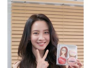 Awet Muda di Foto Terbaru, Fans Tak Percaya Song Ji Hyo Berusia 40 Tahun Awet Muda di Foto Terbaru, Fans Tak Percaya Song Ji Hyo Berusia 40 Tahun