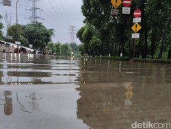 Hingga Siang Ini, Jl DI Panjaitan Masih Terendam Banjir