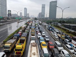 Suara Penjual Mobkas soal Wacana Mobil di Atas 10 Tahun Tak Boleh Masuk Jakarta