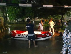 Banjir di Bumi Nasio Indah Bekasi Mulai Surut, Ketinggian Air 40 Cm