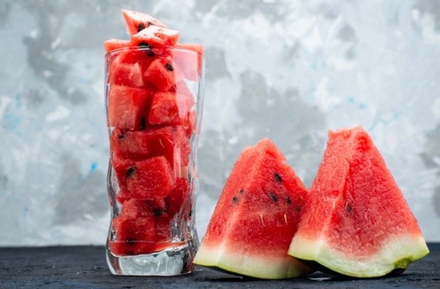 Buah Semangka/freepik.com buah semangka