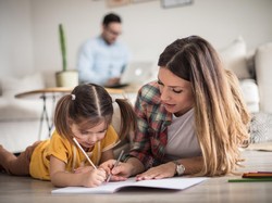 Bagaimana Meningkat Minat Anak pada Pelajaran yang Sulit? Ini 7 Tipsnya