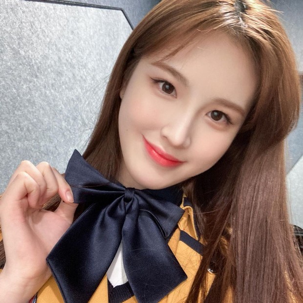 Jaehee Weeekly/instagram.com/_weeekly Jaehee Weeekly