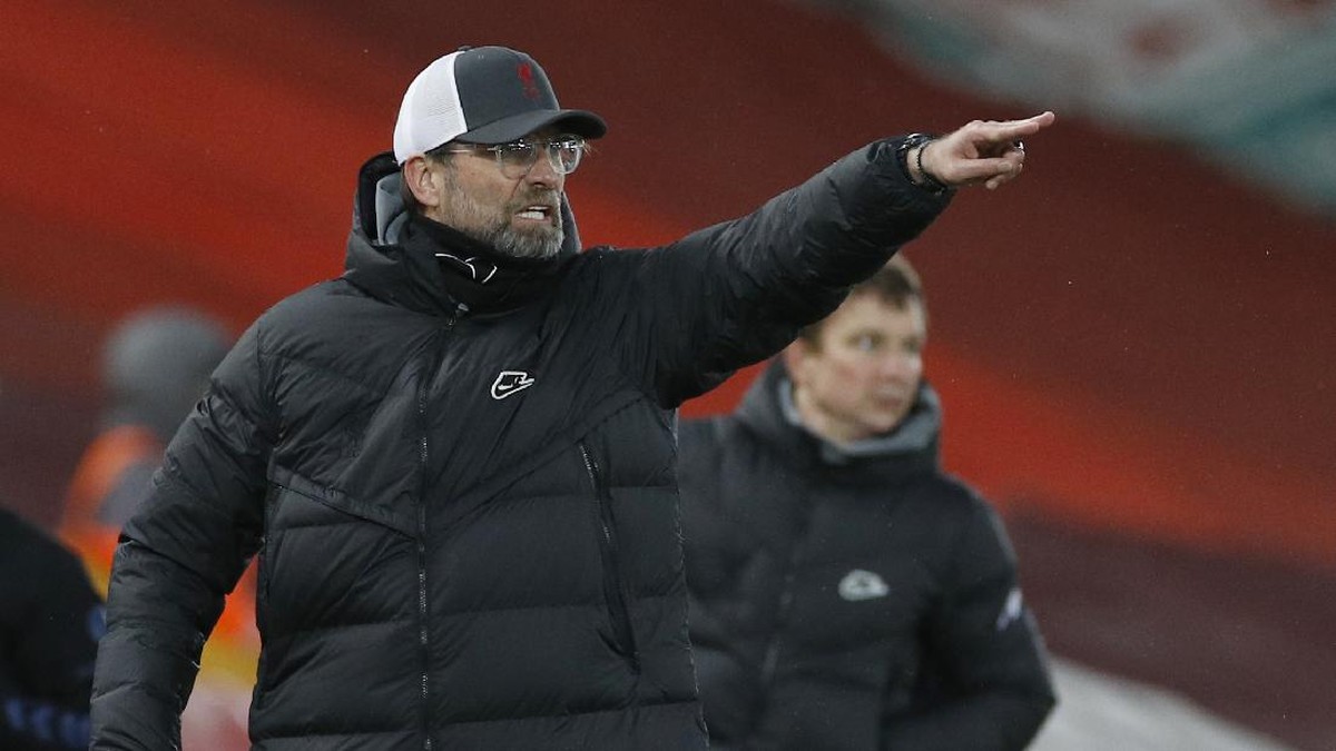 Di tengah kekalahan Liverpool dari Everton, Juergen Klopp bersitegang dengan asisten pelatih lawan Duncan Ferguson. (Foto: AP/Phil Noble)