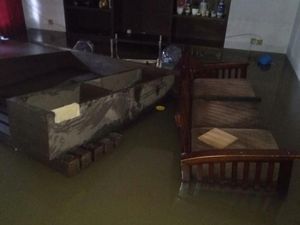 Pengeluaran Saat Banjir Bikin Dompet Jebol, Begini Cara Aturnya