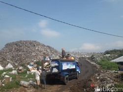 Volume Sampah Meningkat Selama Pandemi, TPAS Cianjur Overload