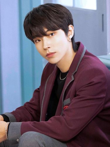 7 Aktor Korea yang Mulai Debutnya Diusia 25 Tahun ke Atas/instagram.com/keyeastofficial