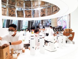 % Arabica, Kopi Viral dari Kyoto Jepang yang Goda Penggemar Kopi