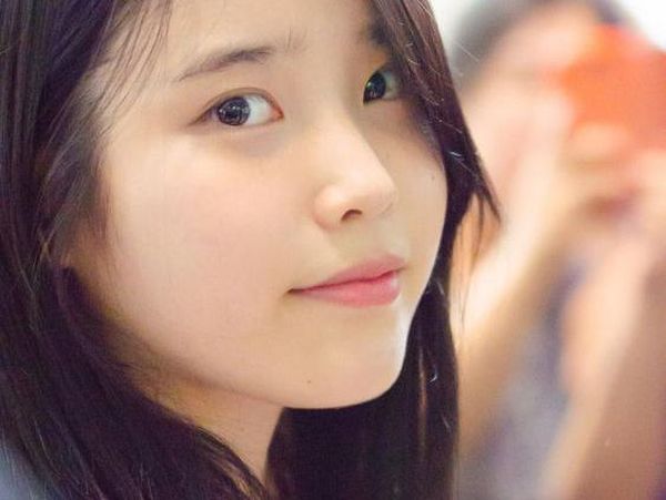 Cantik Alami, Begini Wajah 10 Artis Korea Tanpa Makeup dan Edit