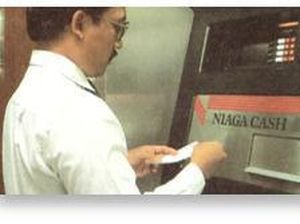Sejarah Mesin ATM di RI, Syarat Lokasi hingga Area Raffi-Nagita Terpilih