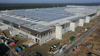 Foto: Pabrik Raksasa Tesla di Jerman Timur yang Bangkitkan Perekonomian