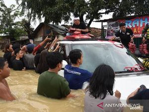 Jangan Kaget Lihat Pajak Mobil Mewah yang Dipakai Dedi Mulyadi Terabas Banjir Jangan Kaget Lihat Pajak Mobil Mewah yang Dipakai Dedi Mulyadi Terabas Banjir