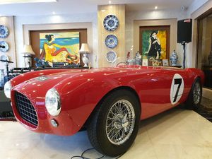 Mulusnya Ferrari Klasik yang Jadi Benda Pajangan di Kantor Bamsoet