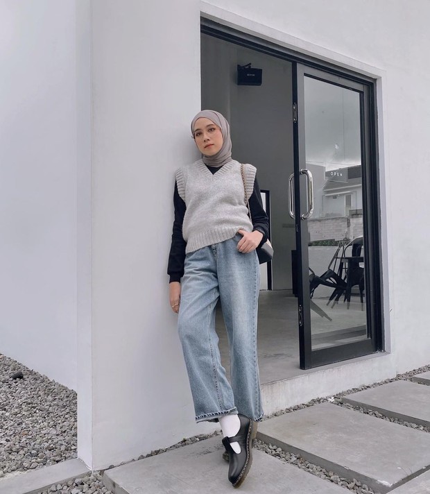 Foto: instagram.com/ameliaelle outfit bumil amelia elle.